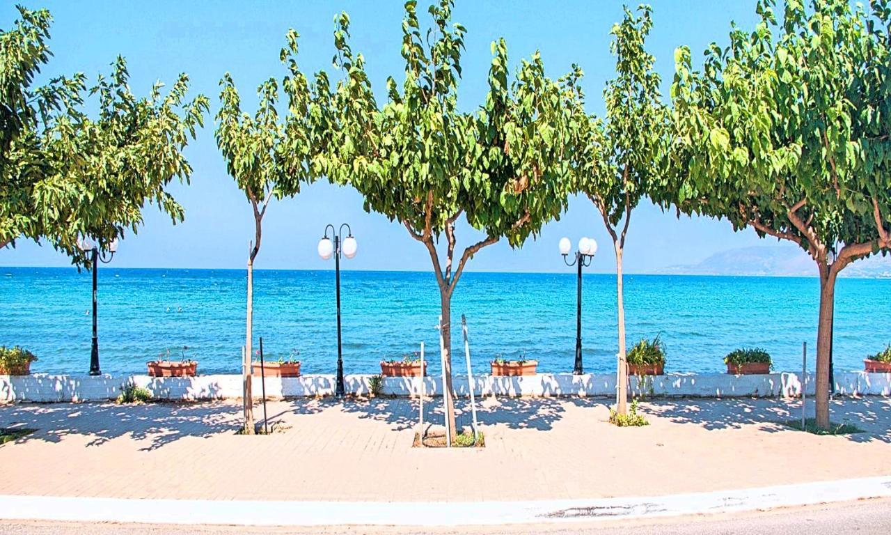 Du Lac Villas Kournás Esterno foto