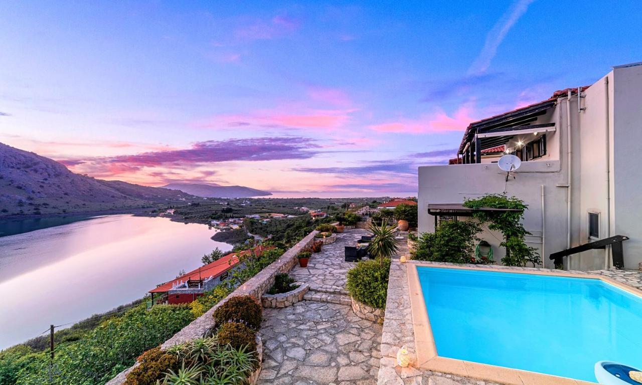 Du Lac Villas Kournás Esterno foto